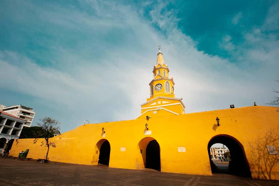 Cartagena: Walled City Walking Tour - Entering the Palace of the Inquisition and the Plaza of the Inquisition