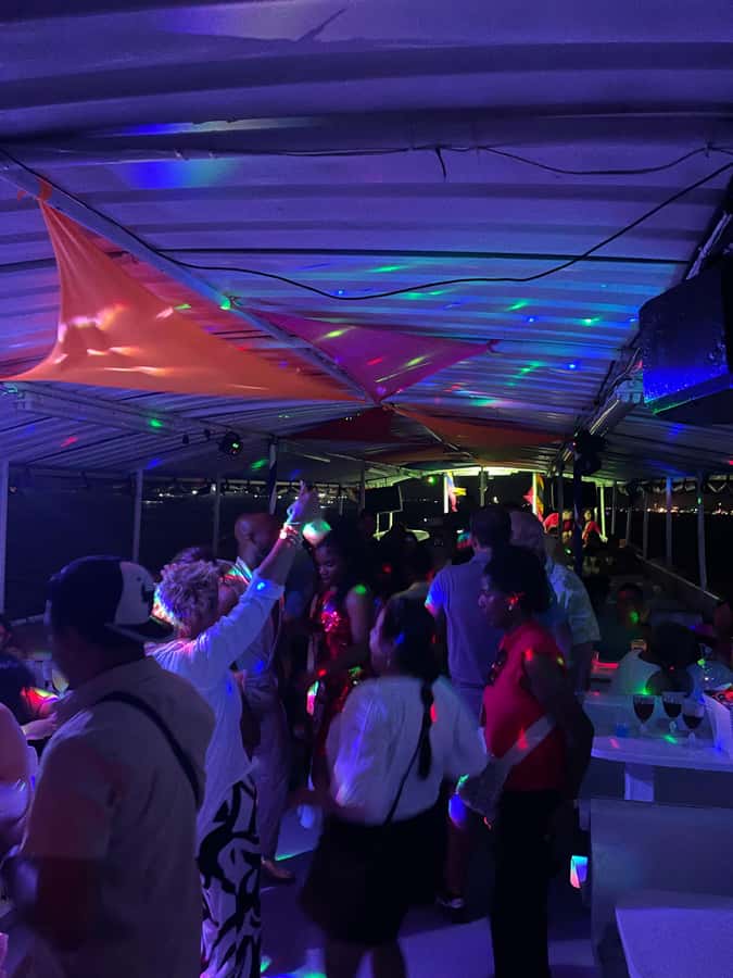 Cartagena: White Night Boat Tour with Dinner and Open Bar - How this White Night cruise plays out on the Bequia Eagle