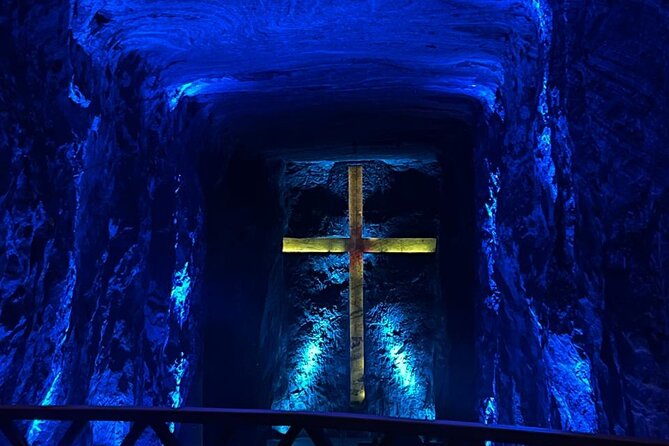 Cathedral of Sal Tour : an hour from Bogota - Entering the Underground Cathedral: What the 2 Hours Feel Like