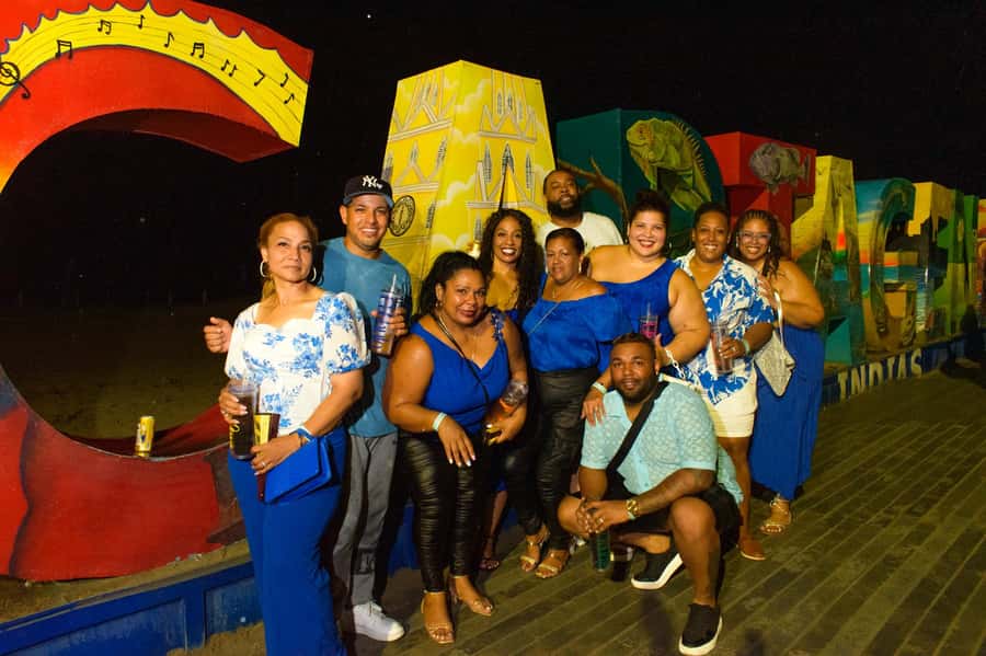 Chiva Party Cartagena: a unique experience in the city, joy and dance. - Rules that actually affect your comfort and safety