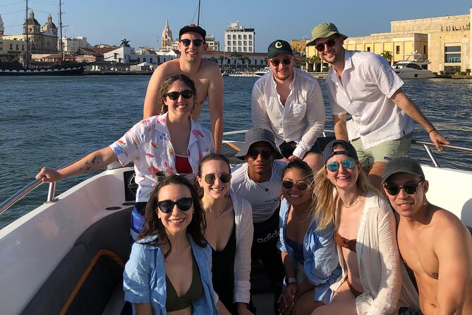 Cholon Boat Party Up 15 People - Private Boat Party, Two Islands, One Long Day From Cartagena