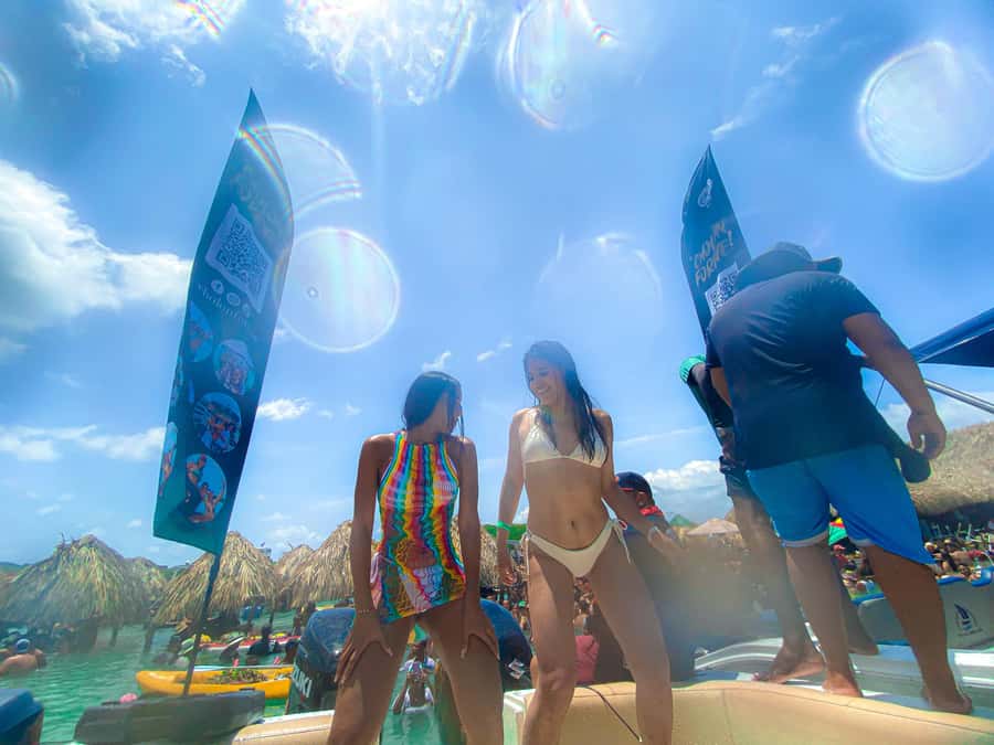 Cholon Forever Boat Party - Swim Stop at Isla Grande: Easy Water Time Before the Main Party