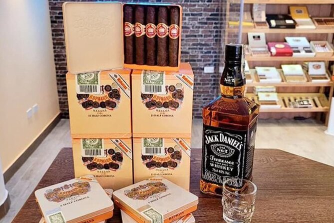 Cigar & Rum Tasting Experience in Cartagena – Private Luxury Tour - Stop 2 in the Cartagena District: Colombian rum sampling in motion