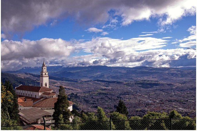 City Tour: Bogotá Essentials - A Half-Day Power Route Through Bogotá Essentials