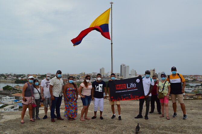 City Tour in Chiva through the City of Cartagena - Old Shoes and Letters of Cartagena: public art that actually teaches