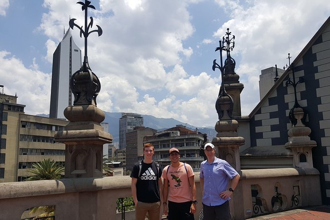 City Tour Medellin - Plaza Botero: famous art tied to real place