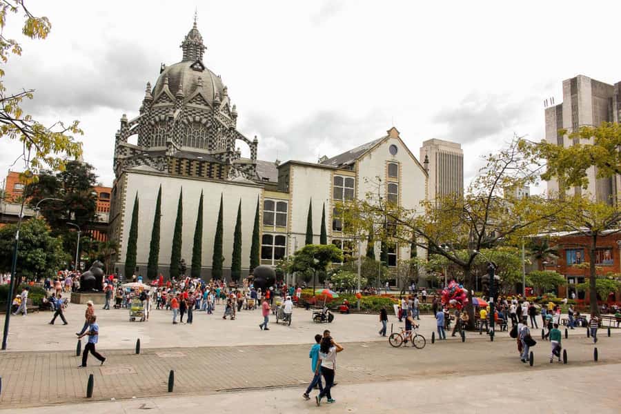 City Tour of Downtown Medellin Private or Shared - Plaza Botero: sculptures plus city-scale thinking