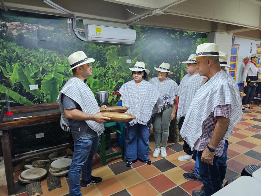 Coffee Experience with roasting show in Comuna 13 - Coffee cream hand exfoliation and the Paisa culture touch