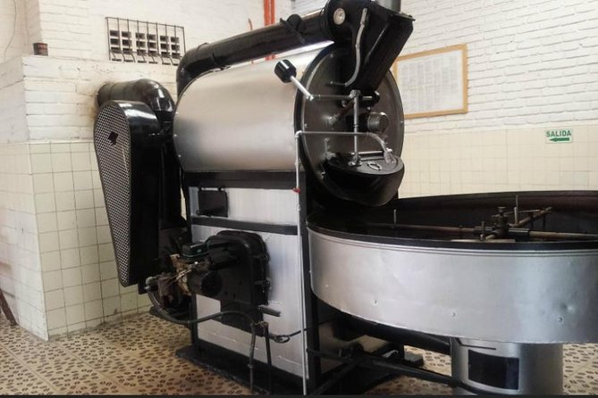 Coffee Farm Experience Private Day Tour - Stop at Hacienda Coloma: learning coffee from seed to cup