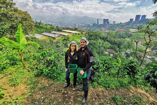 Coffee & Horses Private Tour in Medellin: A Fun & Authentic Day - A private horse ride that actually feels organized