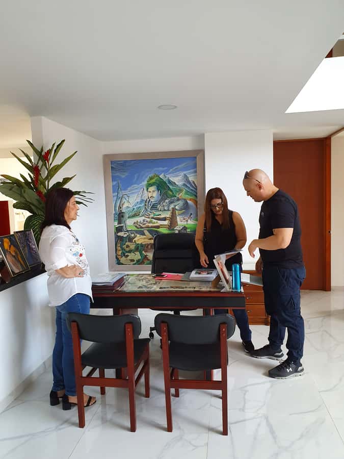 Colombia: Official Pablo Escobar Meet the Family Museum Tour - From El Poblado or Laureles Pickup to a Secluded Penthouse