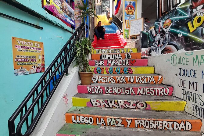 Comuna 13: Graffiti tour & Street Food/drink with telesferic - Price and logistics: does $22 feel fair?