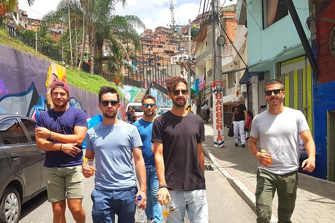 Comuna 13 Graffiti Tour with Street Food - Timing and How Long to Plan in Real Life