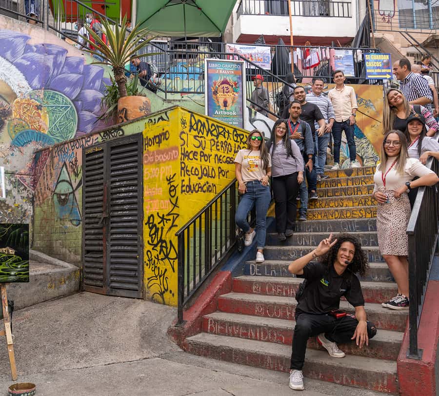Comuna 13: Graffiti Tour with Tasting, Live Show, & Gallery - Mango Ice Cream Tasting: A Small Break That Works