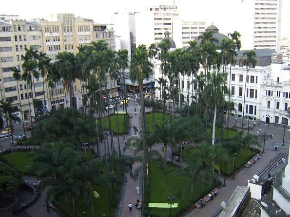 Cristo Rey, Tertulia Museum and Downtown Cali City Tour - Cristo Rey Views and the Start of a Very Cali Morning