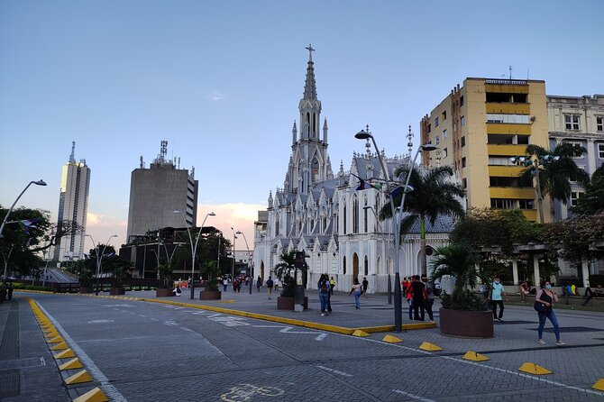 Cristo Rey, Tertulia Museum and Downtown Cali City Tour - Plaza de Caicedo: Cali’s Main Square and the Colonial Threads