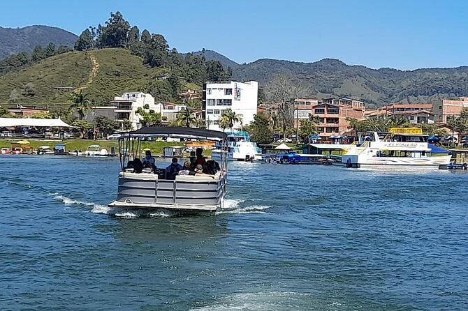 Day Trip To Guatapé with ,Breakfast, Lunch and Boat Ride - Getting to Piedra del Peñol: 742 steps, cash planning, and realistic pacing
