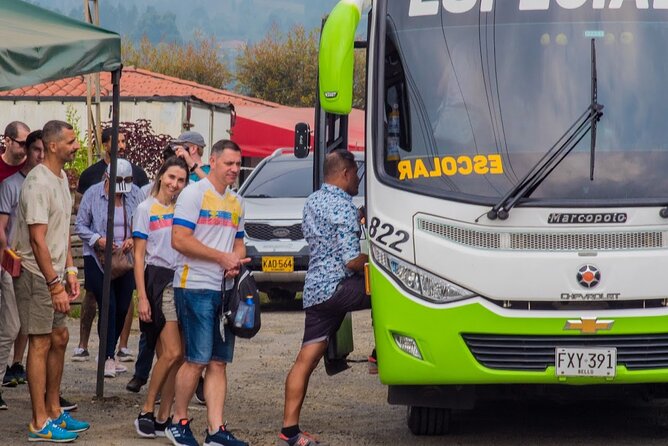 Day Trip To Guatapé with ,Breakfast, Lunch and Boat Ride - Boat ride on Embalse Peñol-Guatapé: what to expect and what might feel basic