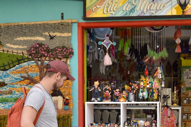 Day Trip To Guatapé with ,Breakfast, Lunch and Boat Ride - Price and value: $36.90 for two meals, a boat ride, and logistics handled