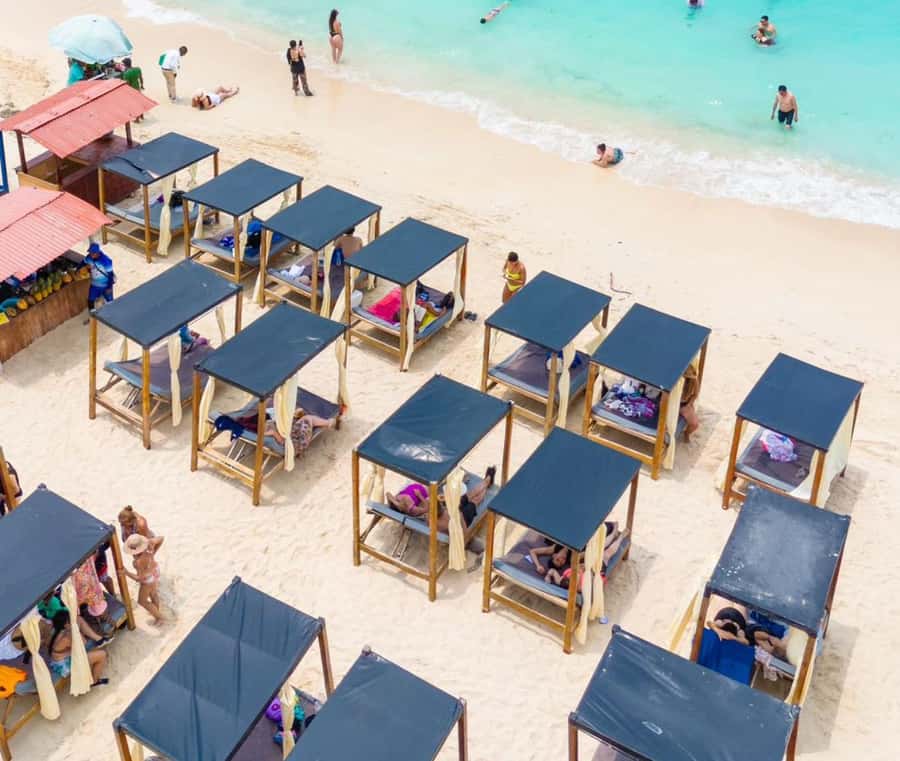 Daytour to Playa Tranquila VIP with Parasols, Lunch by bus! - Pickup in Cartagena: timing, WhatsApp, and where delays show up