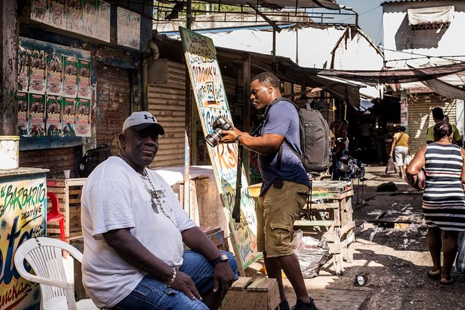 Documentary & Street Photography tour - The 3-hour Bazurto workshop: documentary shots built from human moments