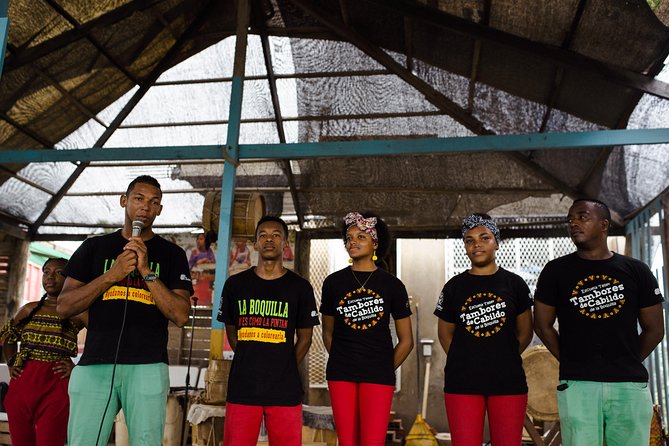 Drumming and Dancing in Cartagena/La Boquilla - The sea swim after class, and how to make it easy