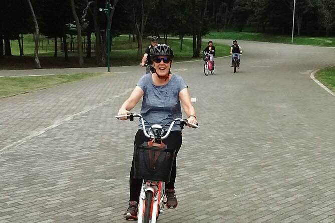 Electric bikes with local bites (flexible hours and small group) - Plaza de Bolívar: a quick orientation stop that matters