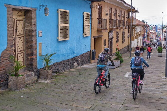 Electric bikes with local bites (flexible hours and small group) - Meeting at Cl. 59 Bis #8-75 and how a 3-hour plan flows