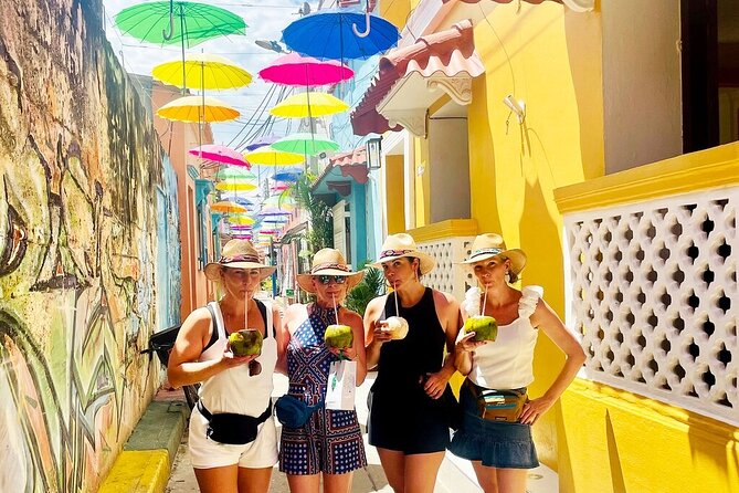 Emerald Experience Private Tour in Cartagena - Barrio Getsemaní: street life, murals, and the green you notice at street level