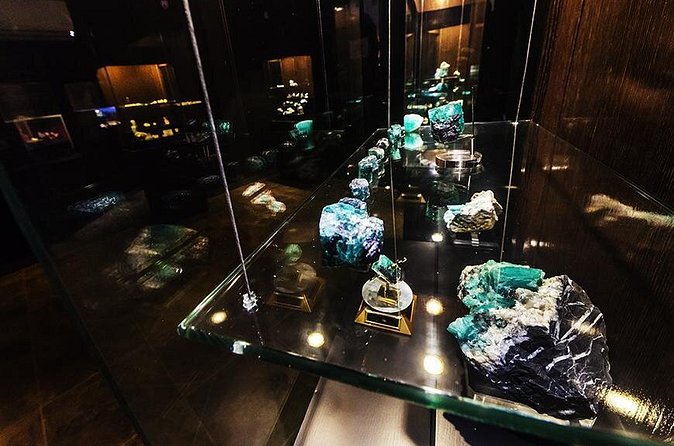 Emerald Lecture - Become an expert - Timing and logistics: how to make this work with Cartagena hours