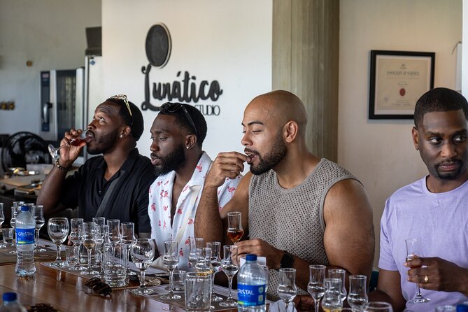 Express Rum and Chocolate Tasting Experience - Your hosts: why Dylan’s style is a selling point