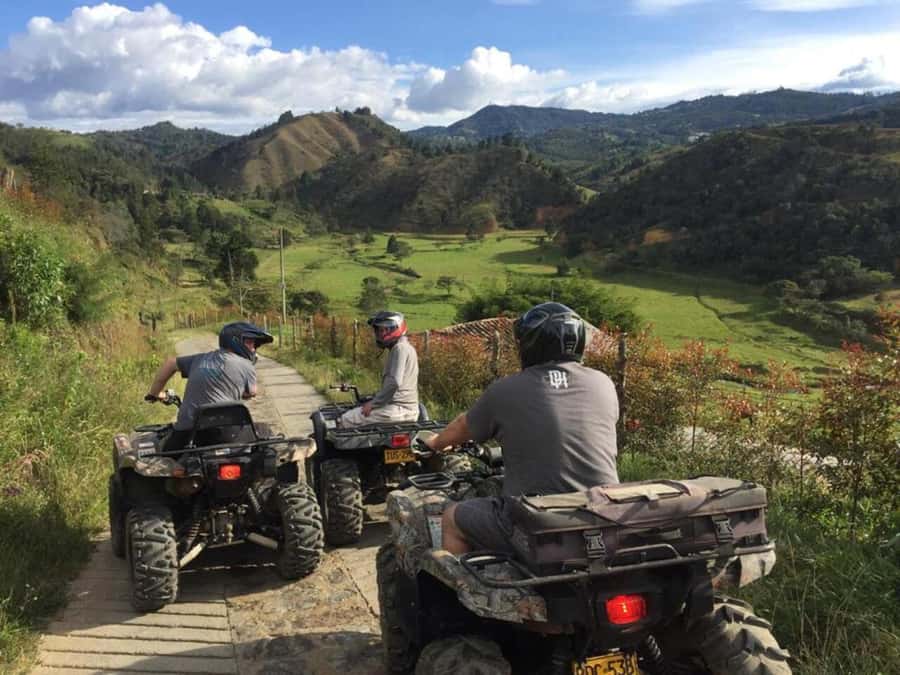 Extreme XL ATV Adventure in Guarne - From Medellín to Guarne: The Trip That Sets You Up