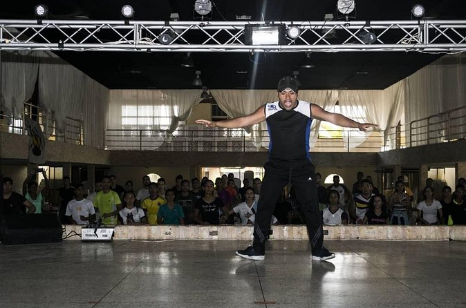 Face-to-face dance classes in Bogotá. La Candelaria - Price and Value: What $20 Really Buys You