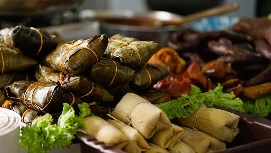 Flavors of Cali: Food tour at the local market - Typical Sweets and Local Drinks: How the Guide Keeps It Understandable