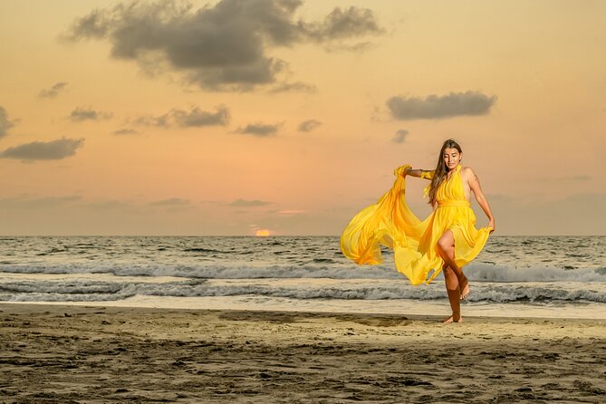 Flying Dress Cartagena - Historic Center or Golden hour or beach - How the Flying Dress Shoot Works in 90 Minutes