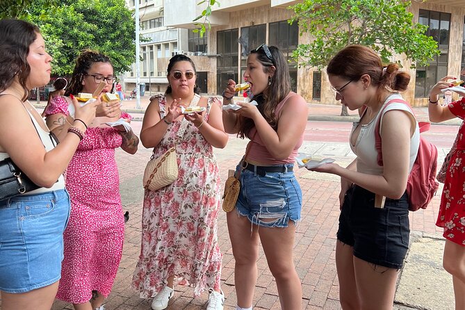 Food Tour History °Cafe Cartagena Tasting - Stop 1: Tertulia de Getsemaní and your first local bites