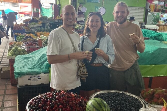 Food tour in Cali with exotic fruits, breads and drinks - Key highlights to look for