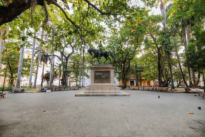 Fortress, Old Town and Shopping in Cartagena (Only for Cruisers ) - Manga Island: Starting With Big Houses and Big Shade Trees
