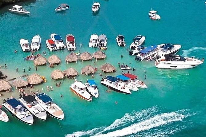 Four Islands Experience Isla Baru - Isla Grande stop: San Martín de Pajarales in about 45 minutes