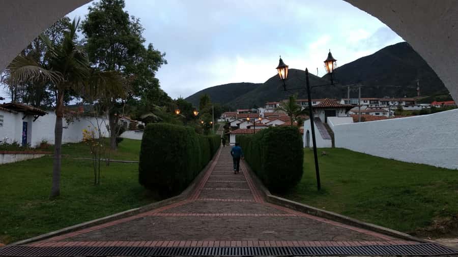From Bogotá: Lake Guatavita and the El Dorado Legend Tour - Who this tour suits best (and who might look elsewhere)