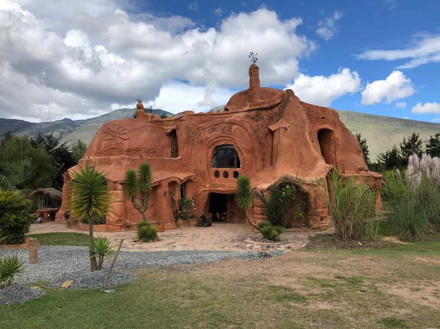 From Bogotá: Tour to Villa de Leyva, Ráquira, Casa Terracota, and Pozos Azules - Timing tips that can make or break the day