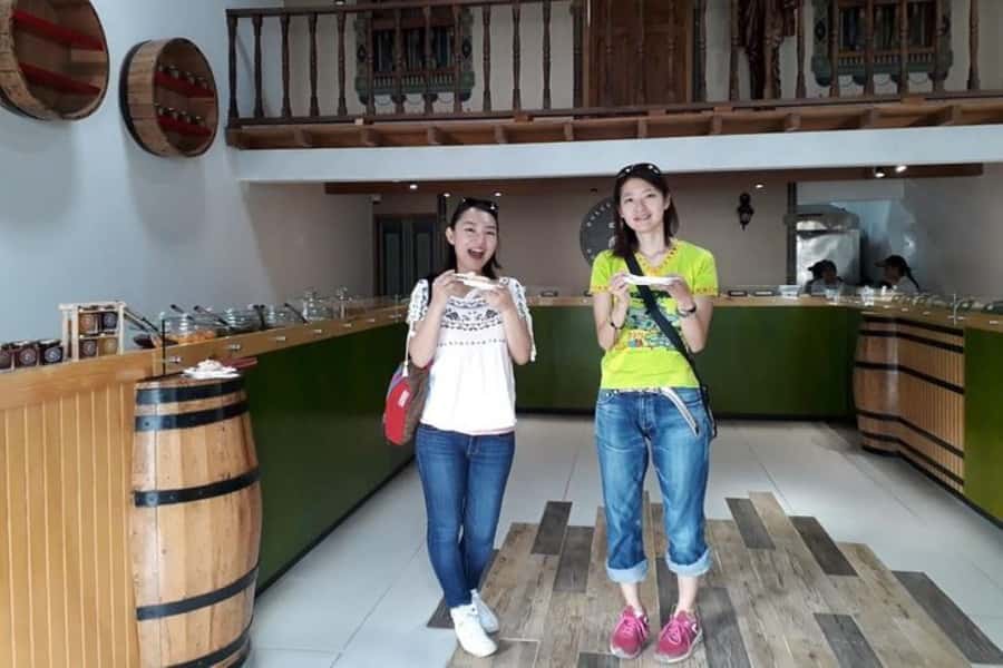 From Medellín: El Retiro Private Tour with Food Tastings - Dessert hunting in Llanogrande and San Antonio de Pereira