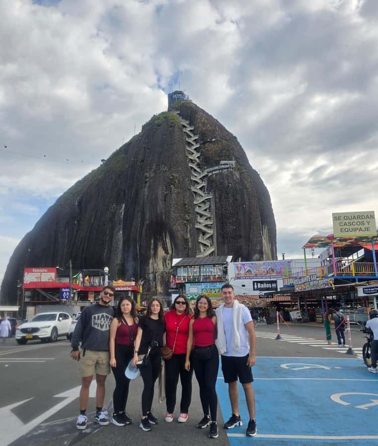From Medellin: Guatapé & Peñol Rock with Boat & farm animals - The farm experience in Antioquia: animals, laughs, and a snack that hits
