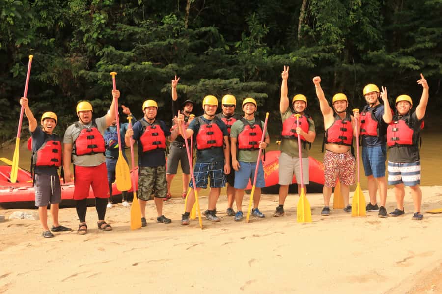 From Medellín: Paragliding and Rafting Combo Tour - Lunch break: plan for food because it is not included
