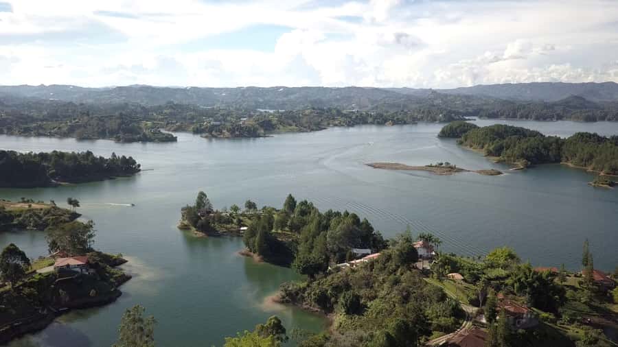 From Medellín: Paragliding Flight and Guatape Tour - The Stone of Guatapé viewpoints: big payoff, separate ticket