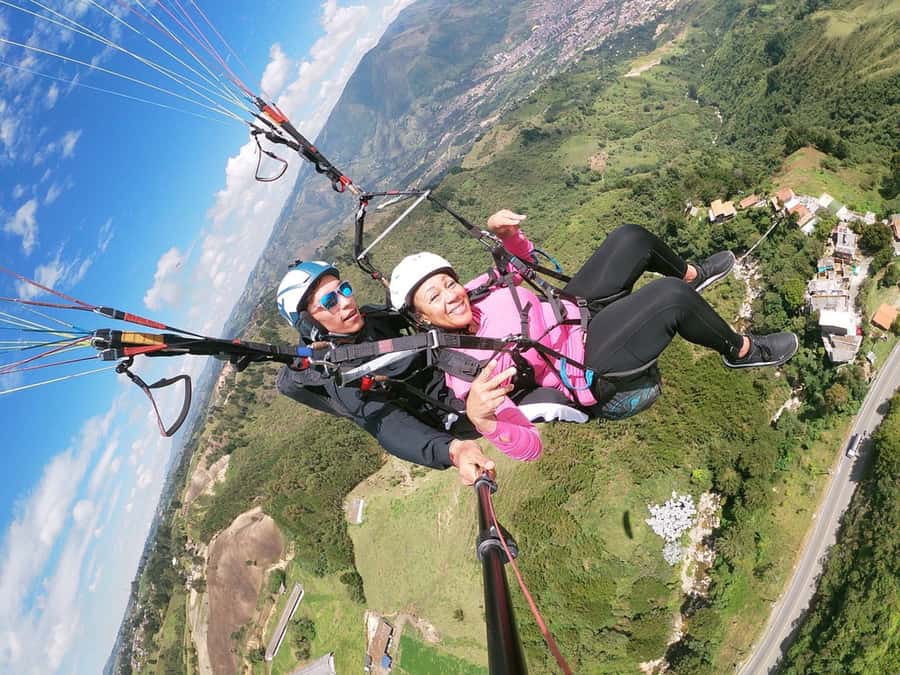From Medellín: Paragliding Tour with GoPro Photos & Videos - Pre-Flight Briefing and the Run-Up Reality
