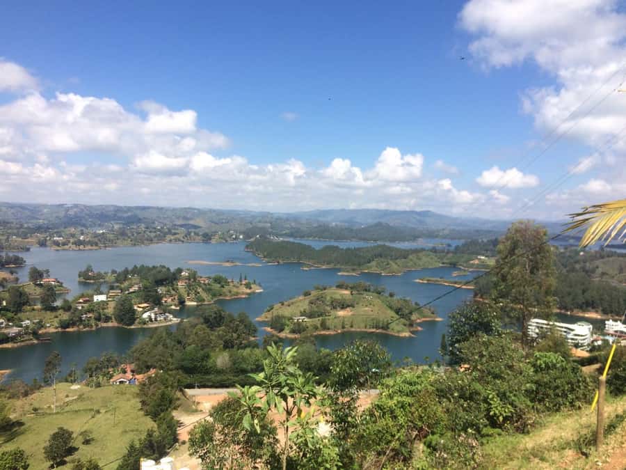 From Medellin: Private Guatape Car Tour with Coffee Tour - Guatapé on foot: cathedral square, Plazotela de Los Zócalos, Street of Memories