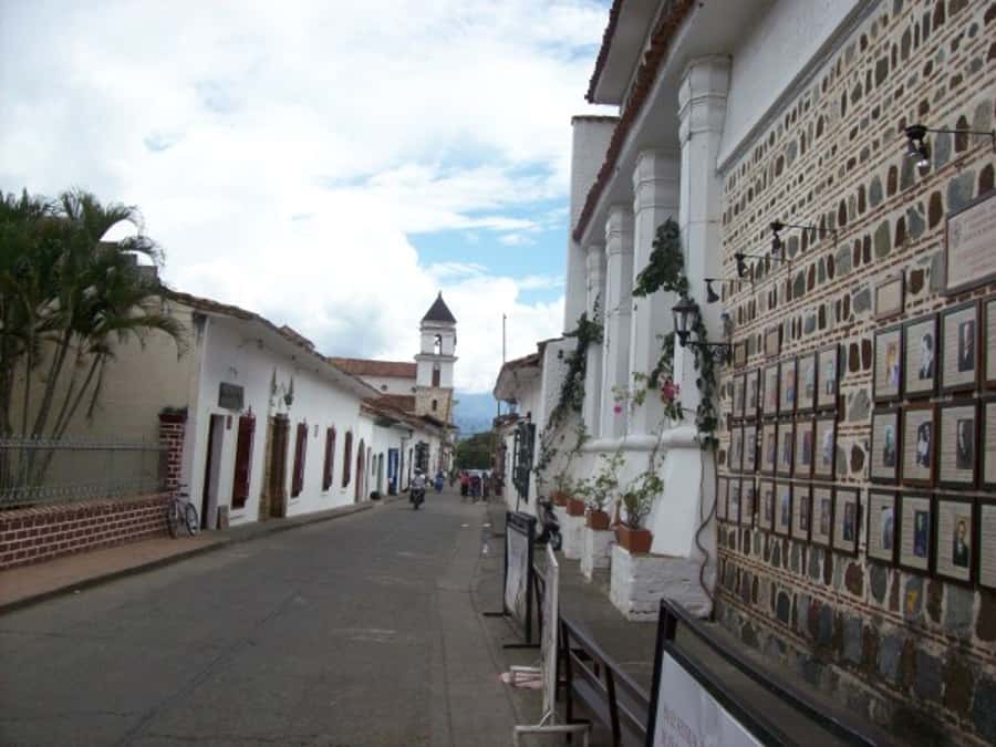From Medellín: Private Santa Fe de Antioquia Tour - Why Santa Fe de Antioquia feels like the real Colombia