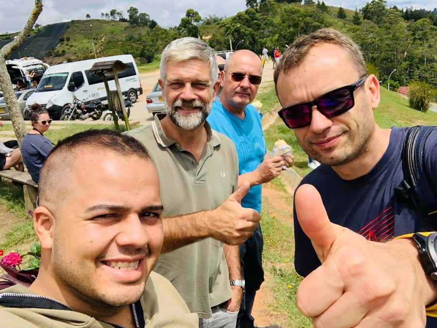 From Medellín: Private Santa Fe de Antioquia Tour - Santa Fe de Antioquia town time, churches, and stone roads