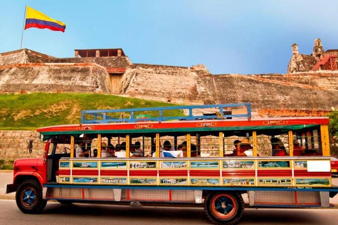 Full BILINGUAL CITYTOUR, Castle Entrance and Monuments - A bilingual Cartagena loop that actually holds your attention